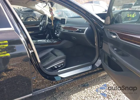 2016 BMW 750I xDrive из США, поврежденный, VIN WBA7F2C59GG420046